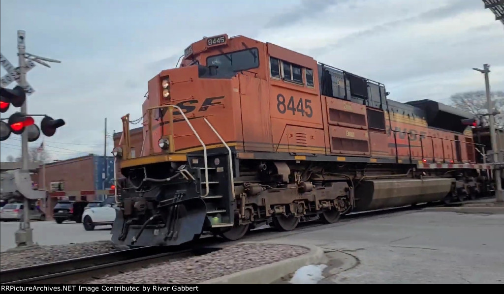 BNSF 8445